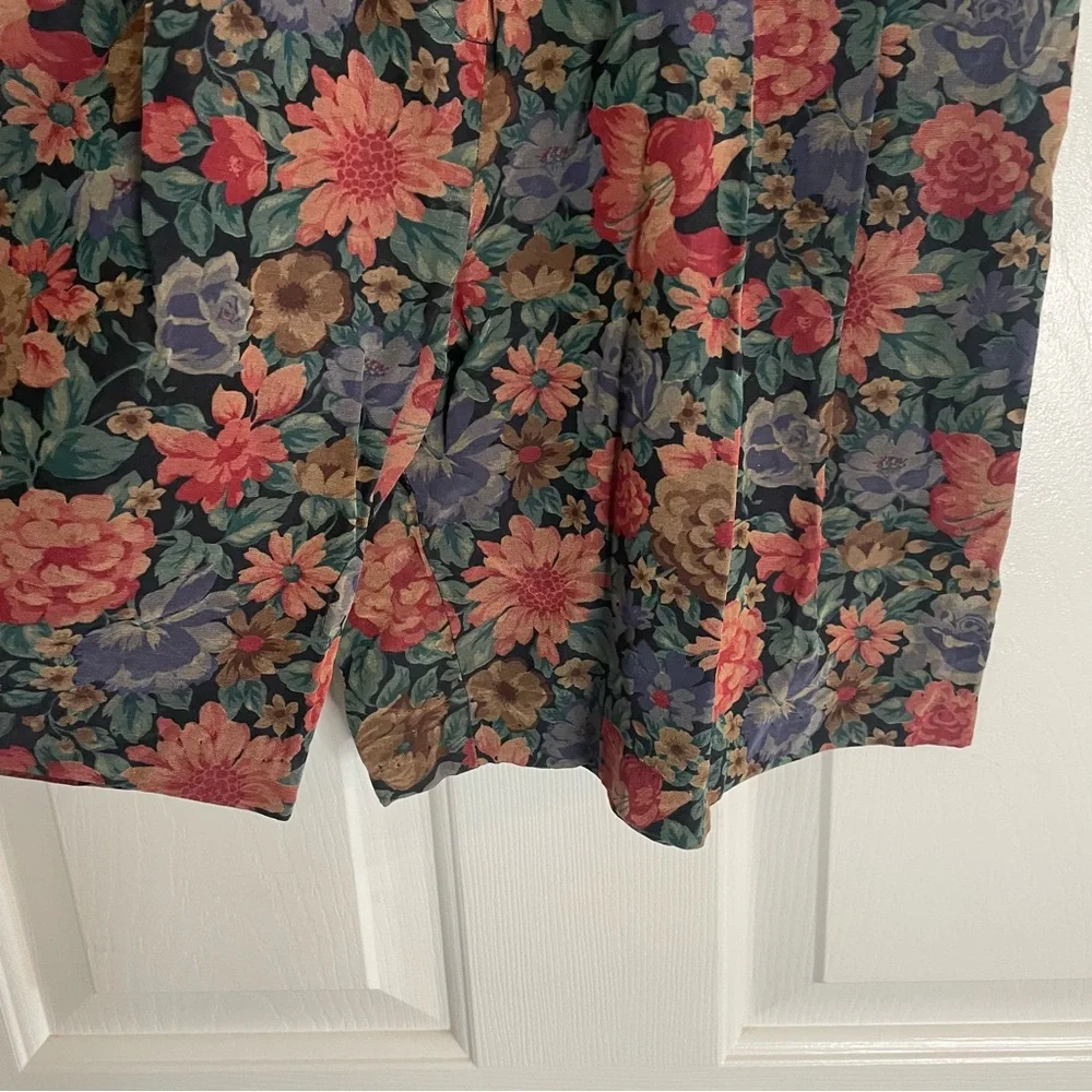 Judy Knapp Floral Women's Shorts Rayon Blend With Pockets Size Medium